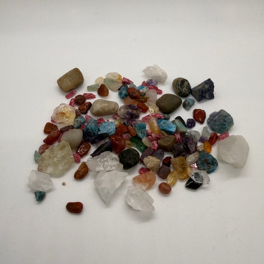 Lot Of Mixed Chips Gemstones Polished and Natural Rocks Multicolor